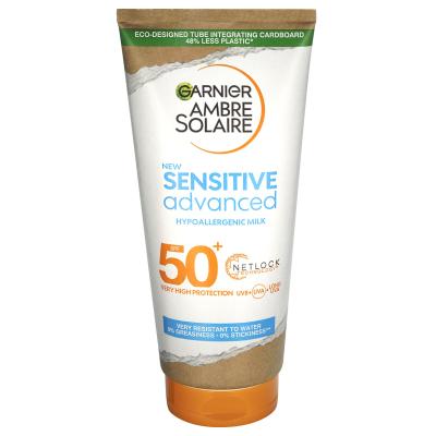 Garnier Ambre Solaire Sensitive Advanced Hypoallergenic Milk SPF50+ Protezione solare corpo 200 ml