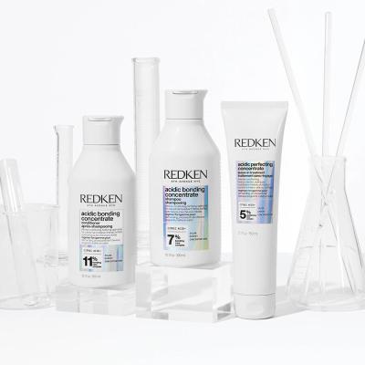 Redken Acidic Bonding Concentrate Leave-in Treatment Spray curativo per i capelli donna 150 ml