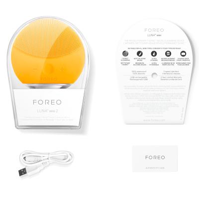 Foreo LUNA™ Mini 2 T-Sonic Facial Cleansing Device Spazzola per la pulizia donna 1 pz Tonalità Sunflower Yellow